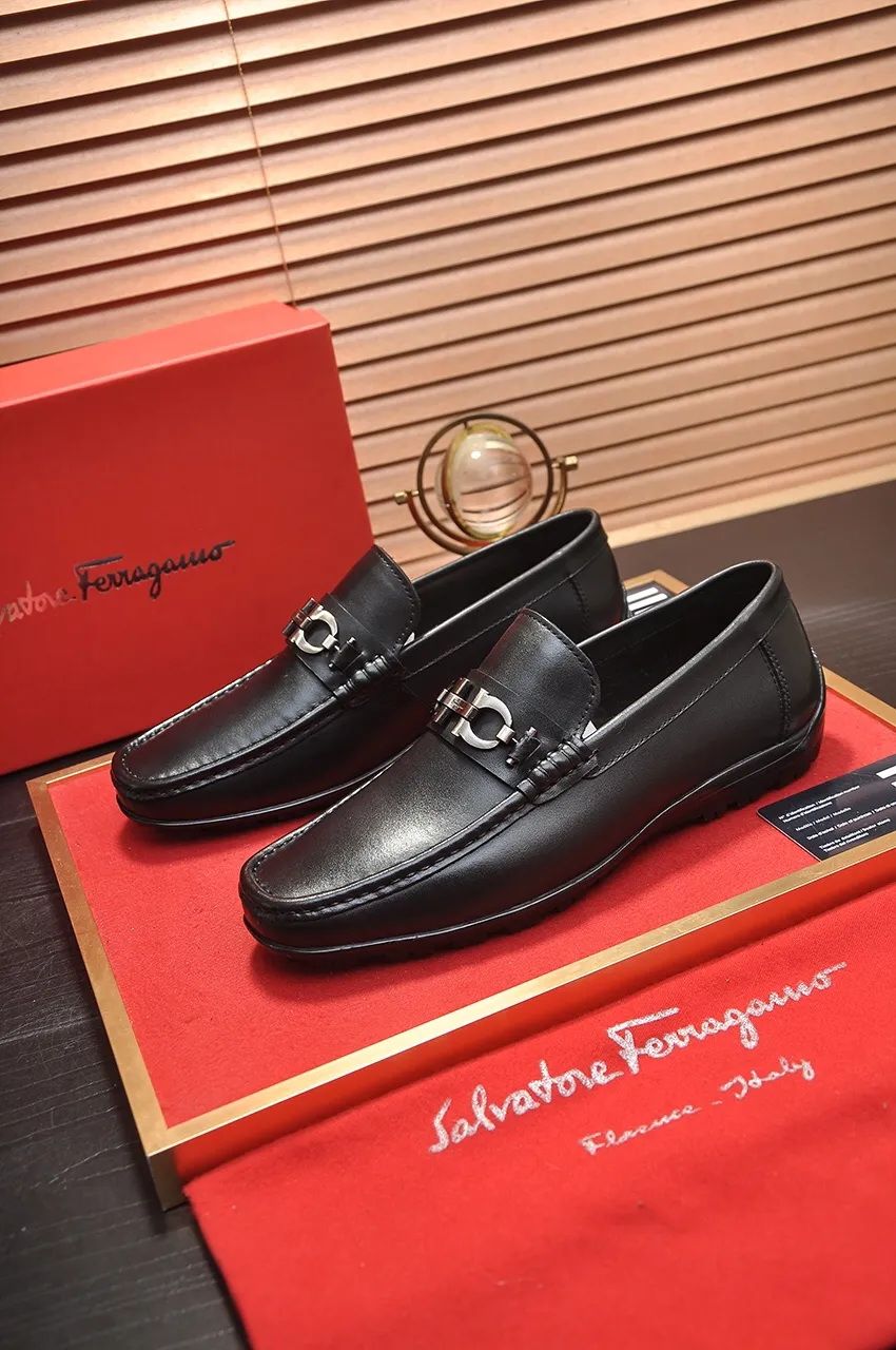 Men's shoes 💰480💶 [Ferragamo/Ferragamo] The latest model in the counter. Original imported open-sided fine cowhide hand-woven + imported 🐂 cowhide + original luxury metal buckle + original combination outsole. No pressure in comparison 38--44🎉